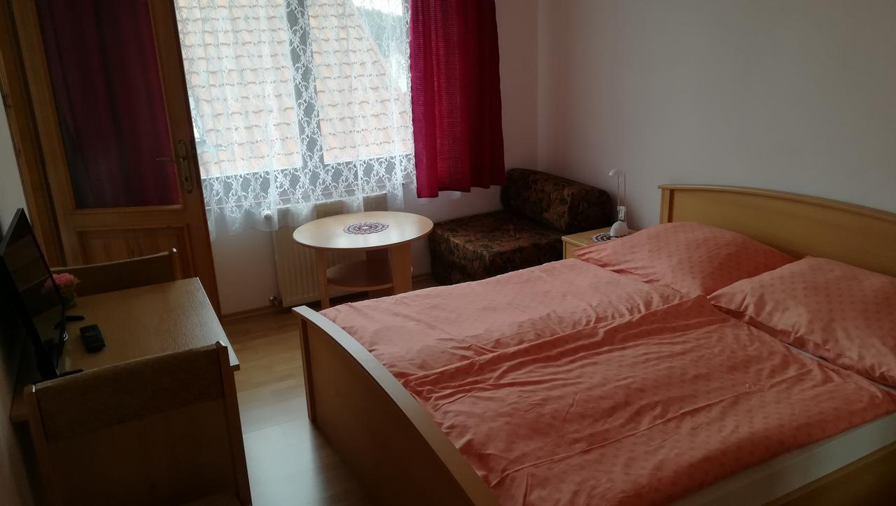 Privat Luptak Hotell Štrba Eksteriør bilde